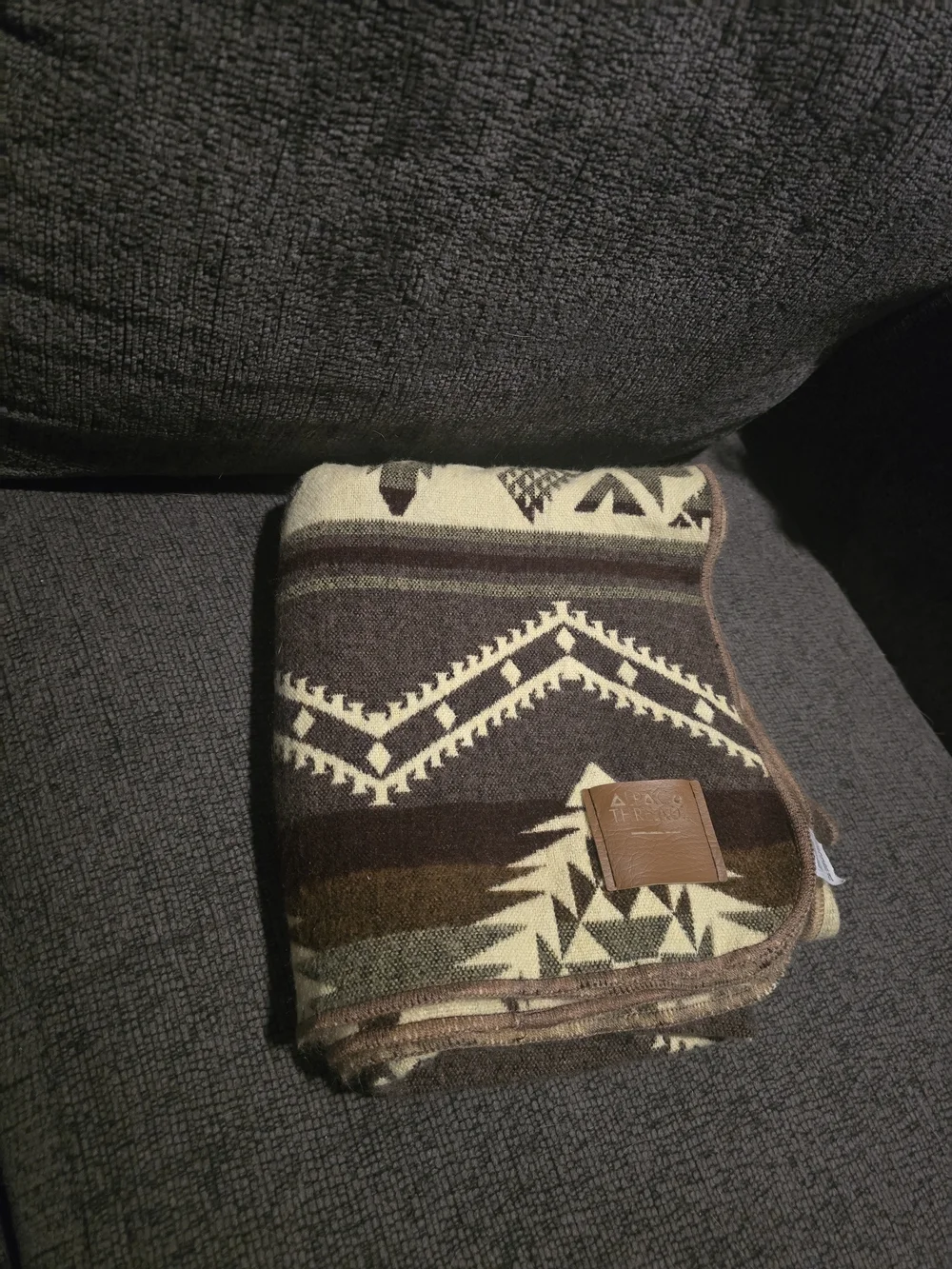 Alpaca Threadz | Throw Blanket